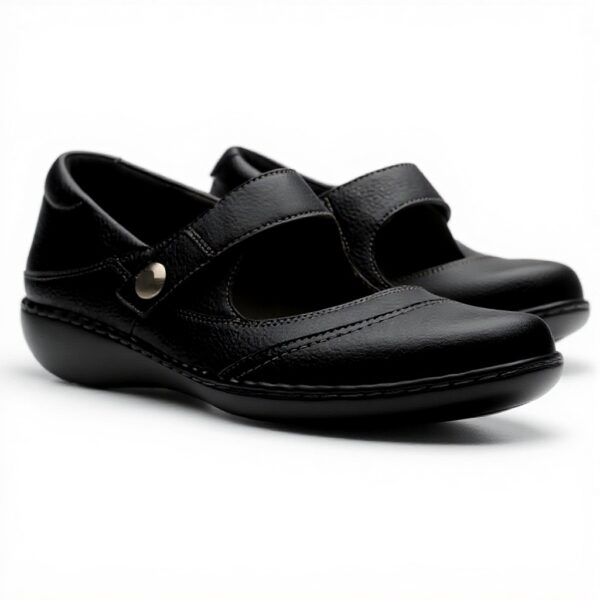 Clarks Women's Ashland Elayne Mary Jane Flat Black Tumbled Leather