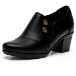 Clarks Women's Emslie Warren Slip-On Loafer Comfort Flat Shoes