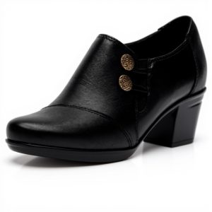 Clarks Women's Emslie Warren Slip-On Loafer Comfort Flat Shoes