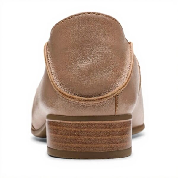 Clarks Womens Juliet Trim Loafer Leather Flat Shoes