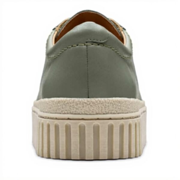 Clarks Womens Mayhill WalkSneaker Lightweight Fashion