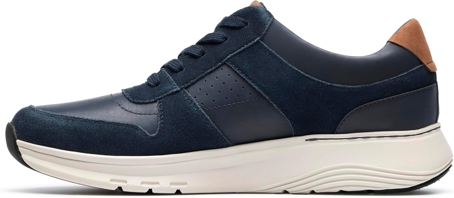 Installing Pavo Monitor Arm on a wooden desk